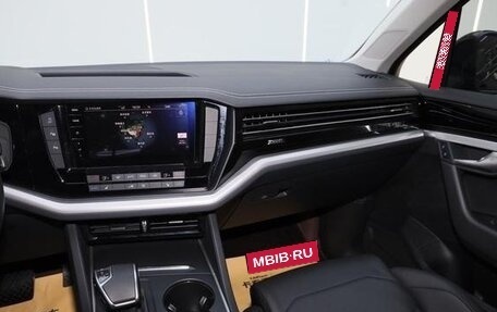 Volkswagen Touareg III, 2022 год, 4 820 000 рублей, 12 фотография