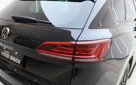 Volkswagen Touareg III, 2022 год, 4 820 000 рублей, 25 фотография