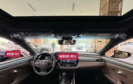 Lexus ES VII, 2025 год, 5 780 000 рублей, 4 фотография