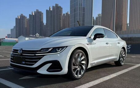 Volkswagen Passat CC, 2021 год, 3 000 000 рублей, 1 фотография