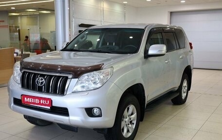 Toyota Land Cruiser Prado 150 рестайлинг 2, 2013 год, 3 700 000 рублей, 1 фотография