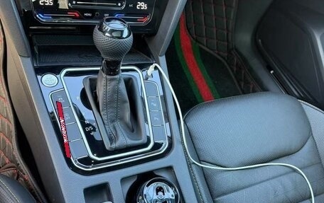 Volkswagen Passat CC, 2021 год, 3 000 000 рублей, 9 фотография