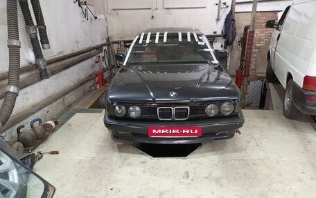 BMW 7 серия, 1987 год, 385 000 рублей, 10 фотография