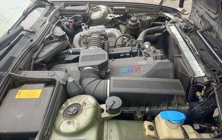 BMW 7 серия, 1987 год, 385 000 рублей, 13 фотография