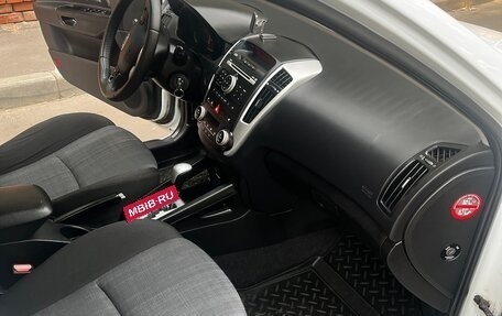 KIA cee'd I рестайлинг, 2011 год, 800 000 рублей, 4 фотография