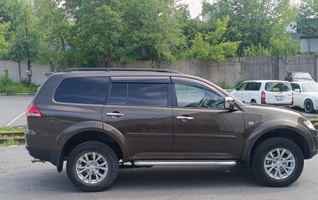 Mitsubishi Pajero Sport II рестайлинг, 2014 год, 2 350 000 рублей, 4 фотография