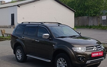 Mitsubishi Pajero Sport II рестайлинг, 2014 год, 2 350 000 рублей, 7 фотография