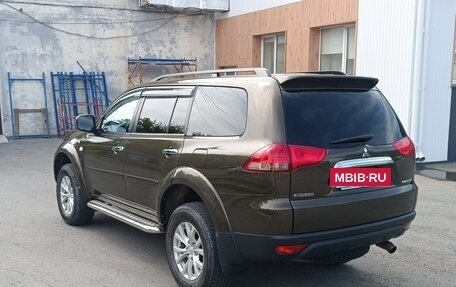 Mitsubishi Pajero Sport II рестайлинг, 2014 год, 2 350 000 рублей, 23 фотография