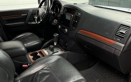 Mitsubishi Pajero IV, 2007 год, 1 200 000 рублей, 9 фотография