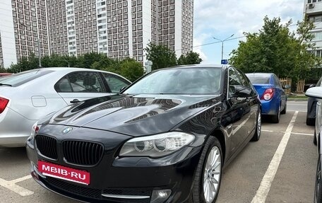 BMW 5 серия, 2011 год, 1 550 000 рублей, 31 фотография