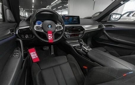 BMW 5 серия, 2019 год, 3 650 000 рублей, 7 фотография