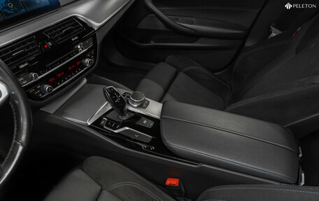 BMW 5 серия, 2019 год, 3 650 000 рублей, 19 фотография