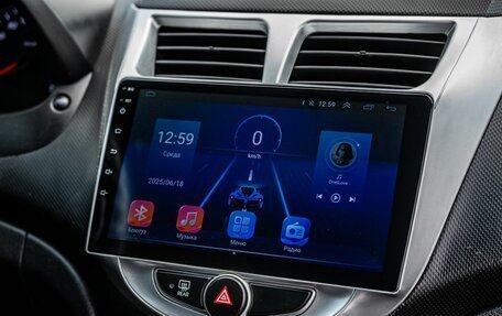 Hyundai Solaris II рестайлинг, 2012 год, 850 000 рублей, 20 фотография
