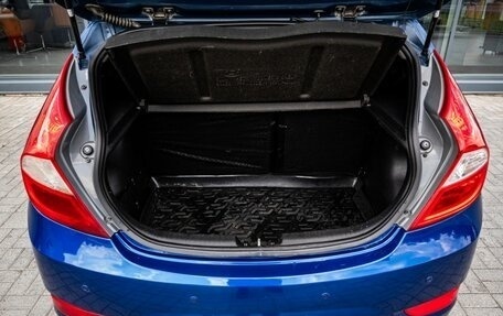 Hyundai Solaris II рестайлинг, 2012 год, 850 000 рублей, 23 фотография