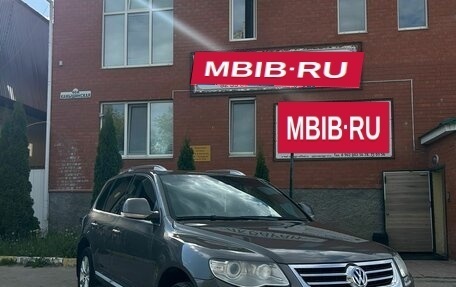 Volkswagen Touareg III, 2008 год, 1 500 000 рублей, 2 фотография