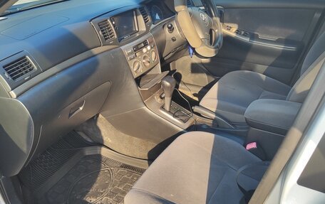 Toyota Corolla, 2004 год, 685 000 рублей, 7 фотография
