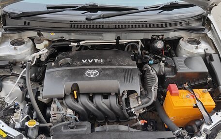 Toyota Corolla, 2004 год, 685 000 рублей, 10 фотография
