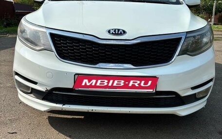 KIA Rio III рестайлинг, 2016 год, 900 000 рублей, 2 фотография
