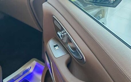 Mercedes-Benz V-Класс, 2025 год, 9 600 000 рублей, 20 фотография