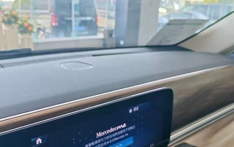 Mercedes-Benz V-Класс, 2025 год, 9 600 000 рублей, 32 фотография