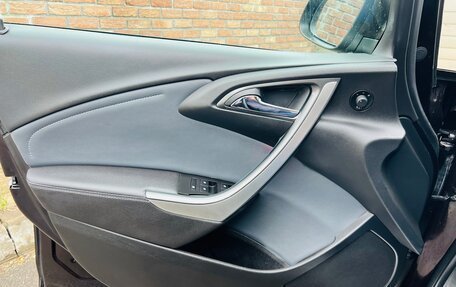 Opel Astra J, 2014 год, 865 000 рублей, 17 фотография