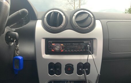 Renault Sandero I, 2011 год, 700 000 рублей, 9 фотография