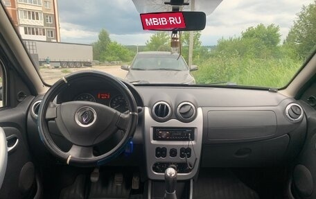 Renault Sandero I, 2011 год, 700 000 рублей, 10 фотография