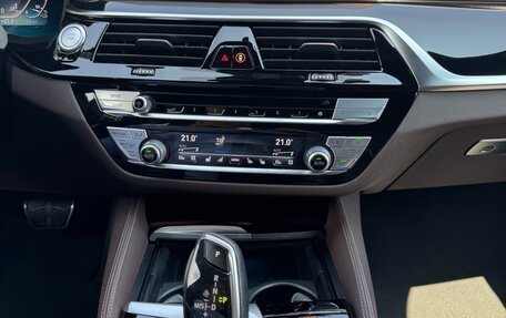 BMW 5 серия, 2021 год, 5 600 000 рублей, 8 фотография