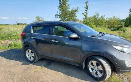 KIA Sportage III, 2011 год, 999 999 рублей, 2 фотография