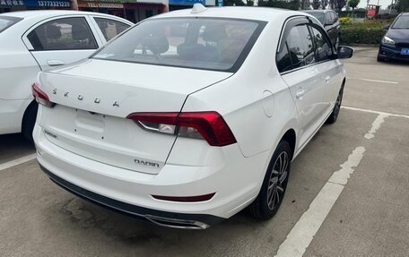 Skoda Rapid II, 2022 год, 1 115 000 рублей, 11 фотография