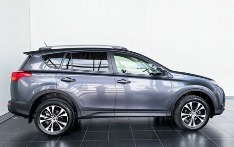 Toyota RAV4, 2015 год, 2 070 000 рублей, 6 фотография