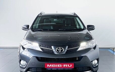 Toyota RAV4, 2015 год, 2 070 000 рублей, 24 фотография