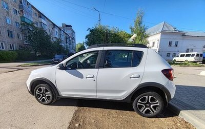 Renault Sandero II рестайлинг, 2019 год, 810 000 рублей, 1 фотография