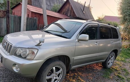 Toyota Kluger I, 2002 год, 1 100 000 рублей, 3 фотография