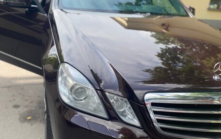 Mercedes-Benz E-Класс, 2011 год, 1 300 000 рублей, 13 фотография