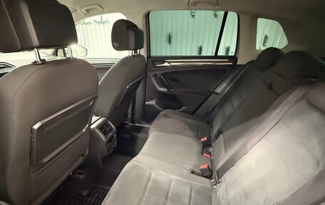 Volkswagen Tiguan II, 2018 год, 2 215 000 рублей, 4 фотография