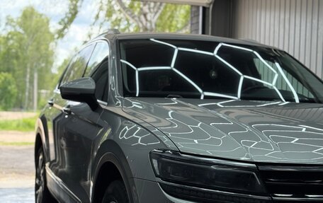 Volkswagen Tiguan II, 2018 год, 2 215 000 рублей, 11 фотография