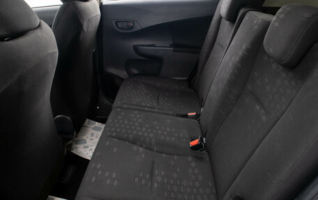 Toyota Ractis II, 2011 год, 899 000 рублей, 21 фотография