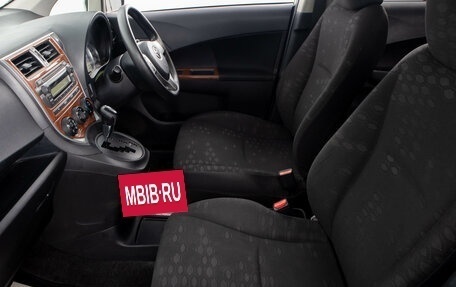 Toyota Ractis II, 2011 год, 899 000 рублей, 20 фотография