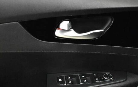 KIA Cerato IV, 2019 год, 1 605 000 рублей, 10 фотография