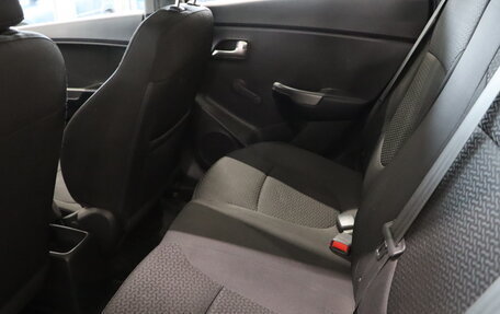 KIA Rio III рестайлинг, 2016 год, 679 990 рублей, 17 фотография