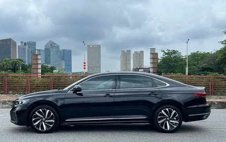 Volkswagen Passat B8 рестайлинг, 2022 год, 1 915 000 рублей, 18 фотография