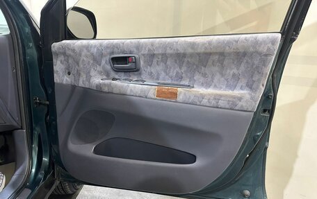 Toyota Ipsum II, 1998 год, 485 000 рублей, 21 фотография