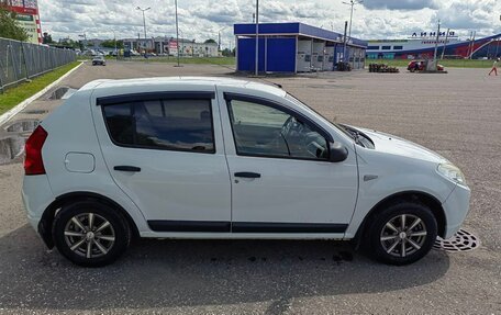 Renault Sandero I, 2012 год, 450 000 рублей, 3 фотография