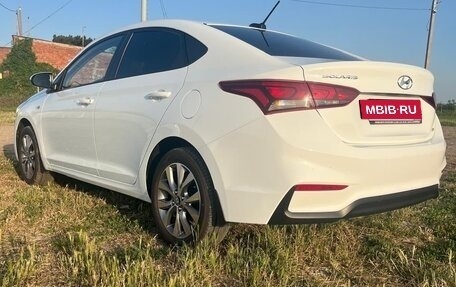 Hyundai Solaris II рестайлинг, 2018 год, 1 680 000 рублей, 10 фотография