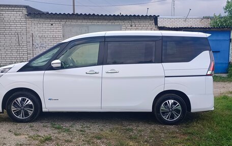 Nissan Serena IV, 2017 год, 1 820 000 рублей, 9 фотография