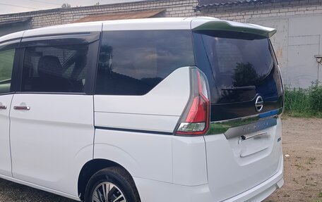 Nissan Serena IV, 2017 год, 1 820 000 рублей, 4 фотография