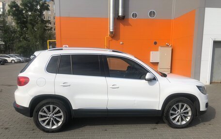 Volkswagen Tiguan I, 2011 год, 1 100 000 рублей, 2 фотография