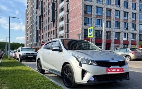 KIA Rio IV, 2021 год, 1 400 000 рублей, 2 фотография