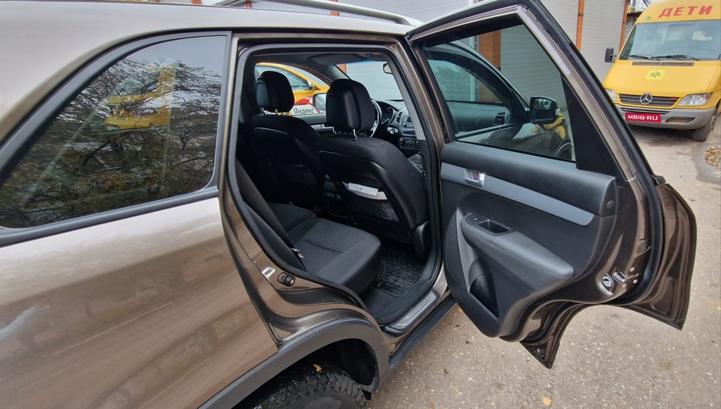 KIA Sorento II рестайлинг, 2014 год, 1 550 000 рублей, 4 фотография